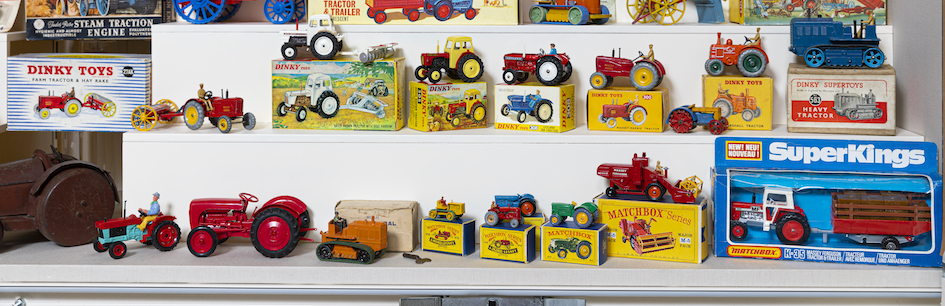Bottom Right Shelves