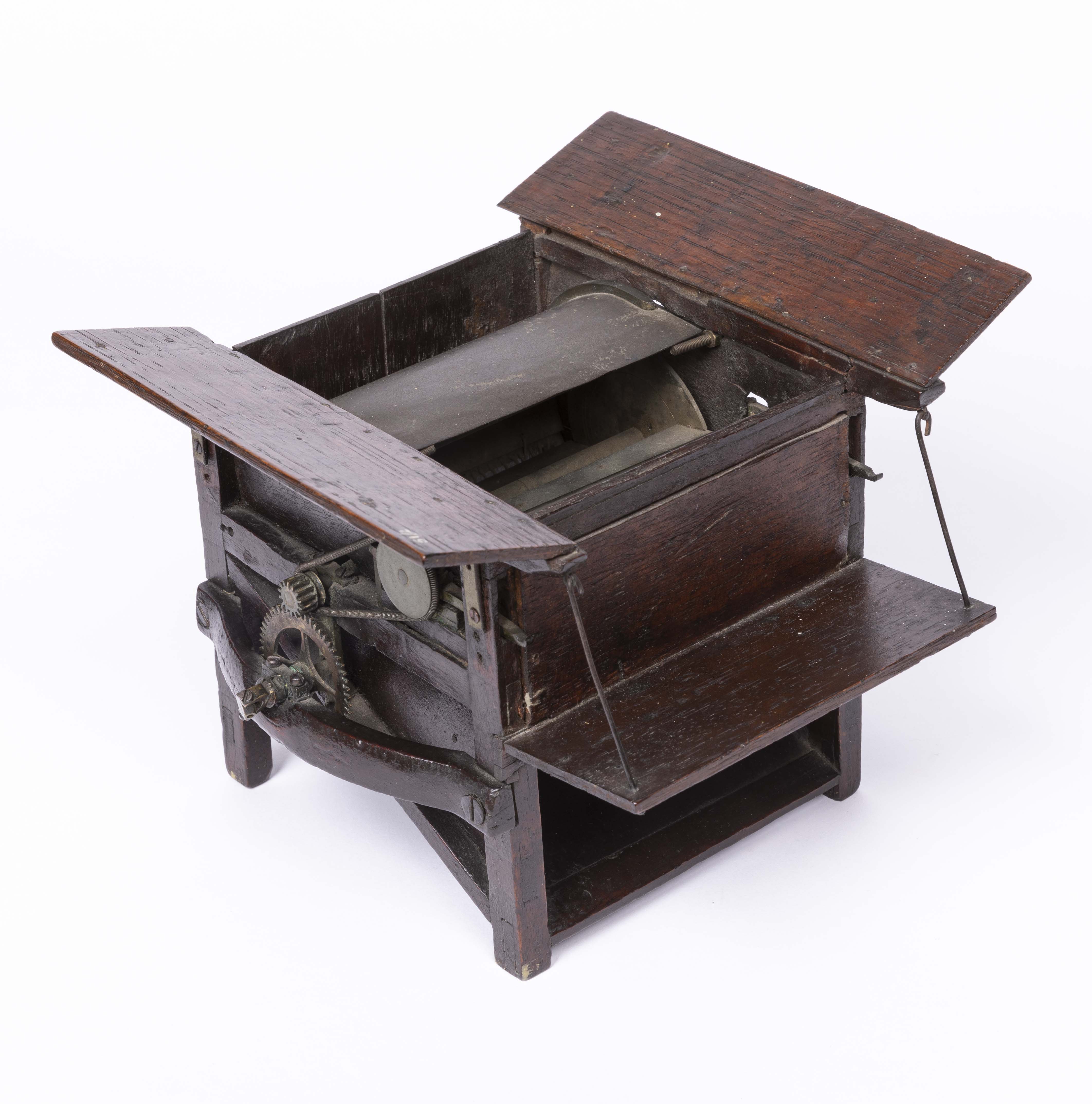 1. Model Thresher