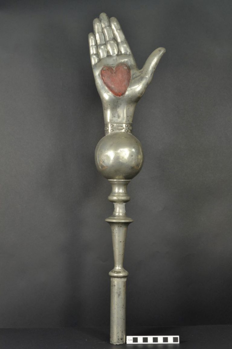 Friendly society pole head (MERL 55/1180)