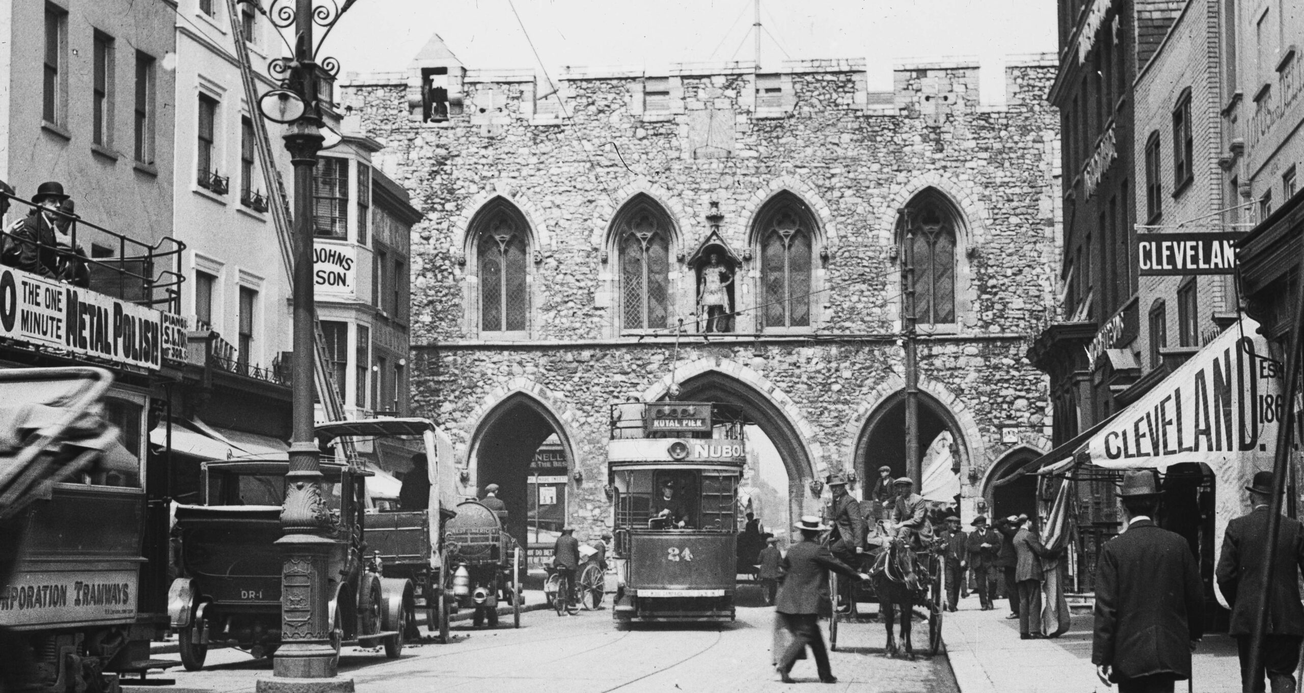 High Street and Bargate, Southampton