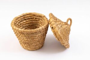 Sewing basket for Discover