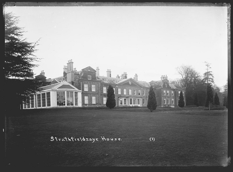 Stratfieldsaye House