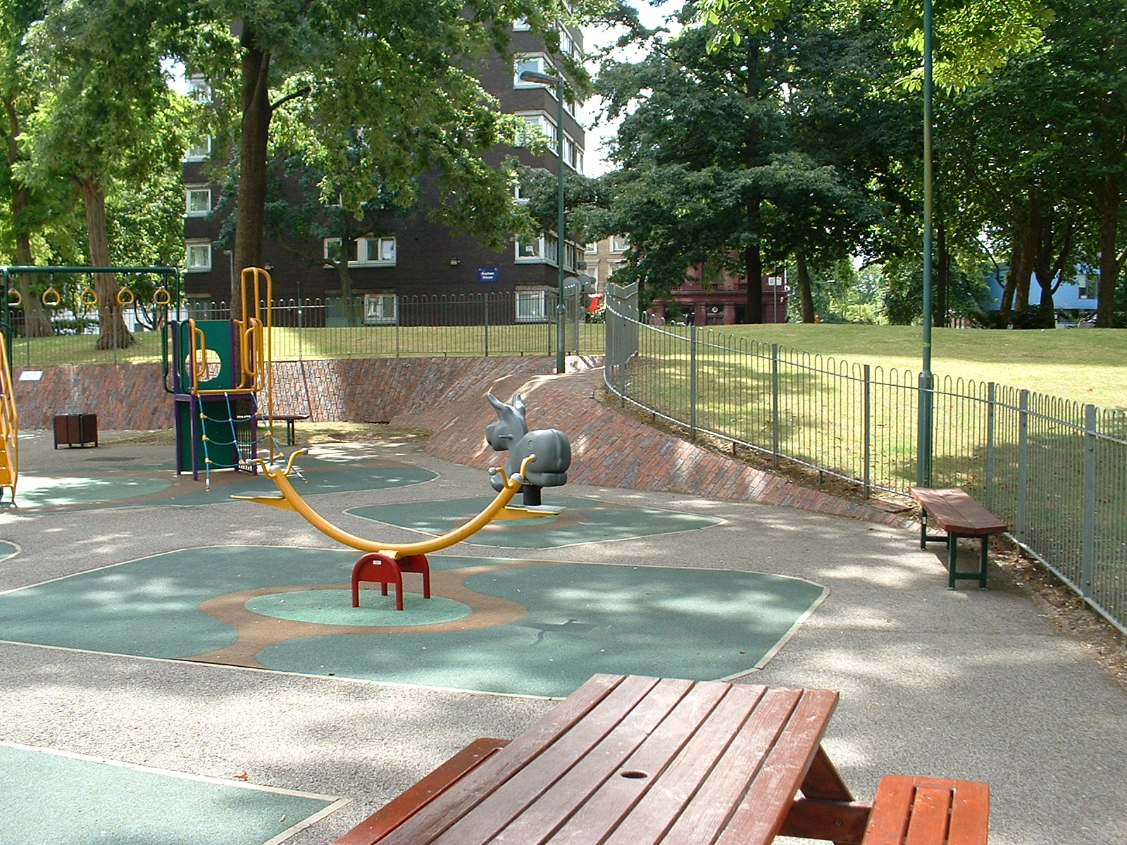 Photograph of soft-surfaced children's playing area on the Brunel Estate in 2017