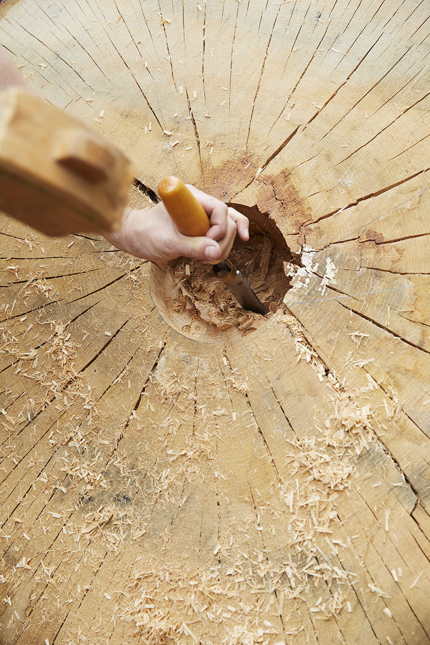 Working the wood and making a spindle