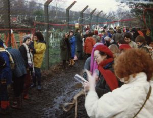 Photo of Women’s Peace Camp protestors, Greenham Common.