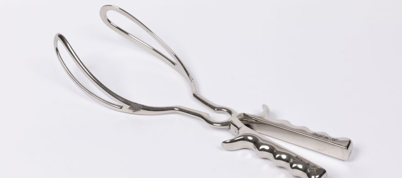 Stainless steel obstetric forceps (BMHC 2010.16.15). Image copyright Berkshire Medical History Centre.