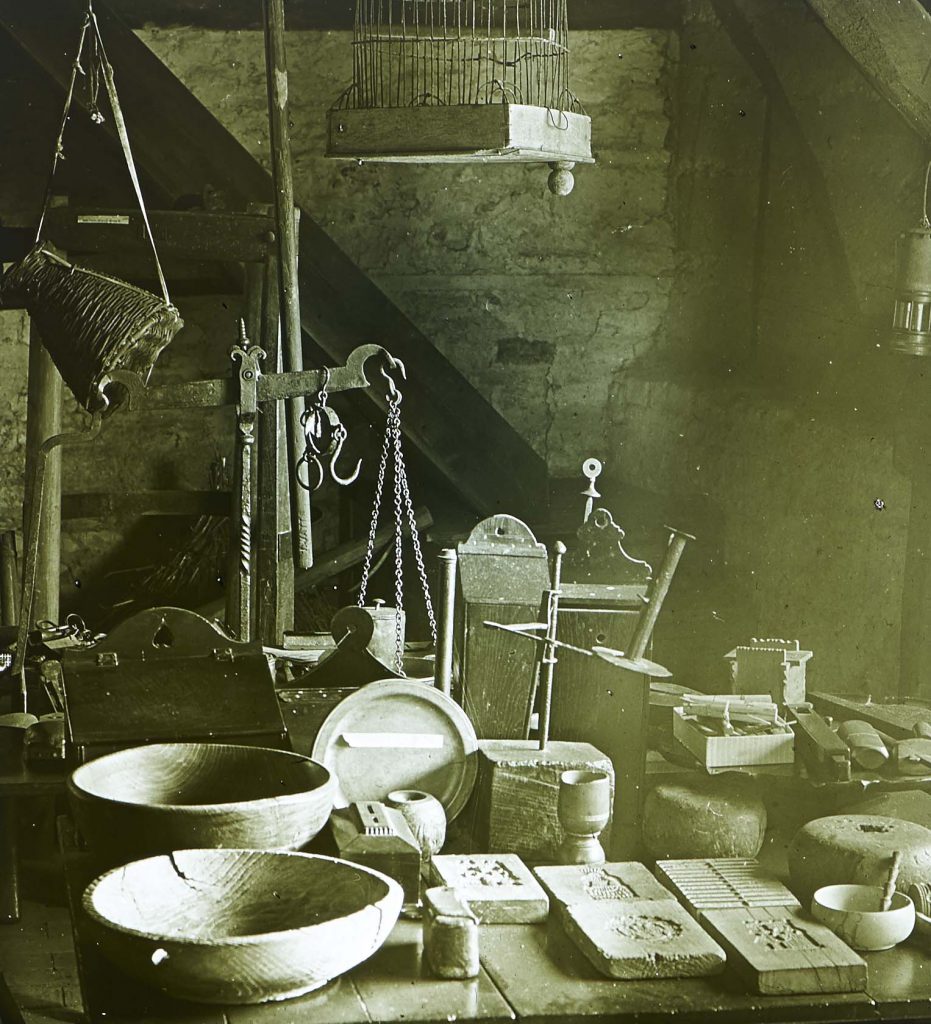 Photograph showing interior of Lavinia Smith's Downside House taken by Henry Owen Vaughan (MERL P DX2049 PH5_47)