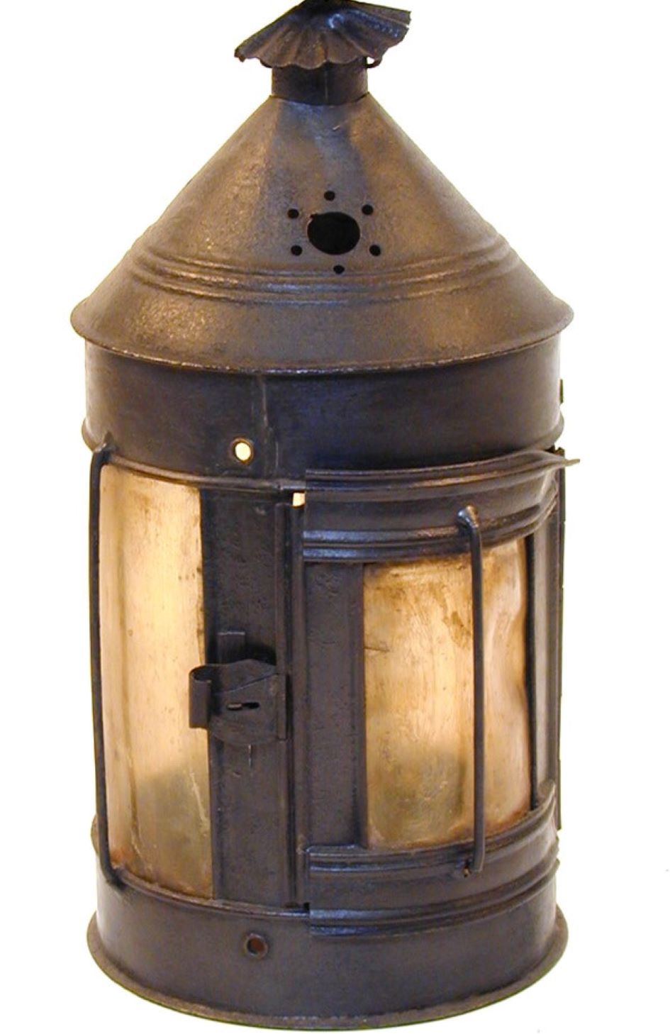 Horn lantern