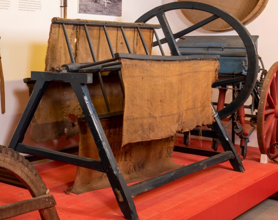 Winnowing machine