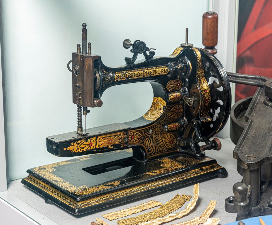 Sewing Machine