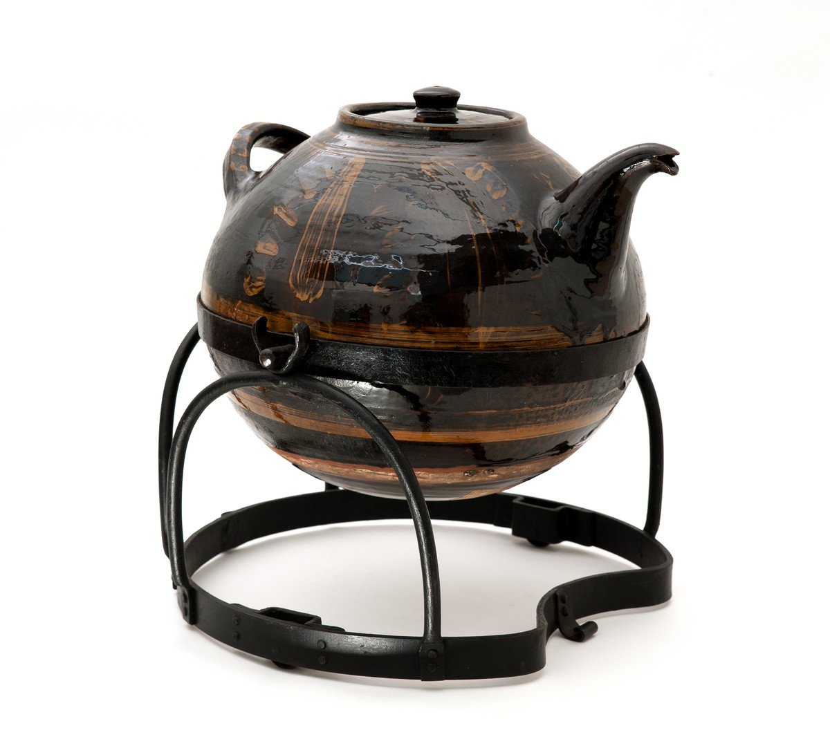 40. Giant Teapot