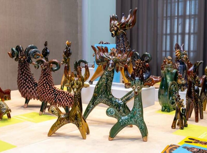 A collection of ceramics: Dobri Zviri, Nice Animals, by Valerii and Nadiia Protoriev.
