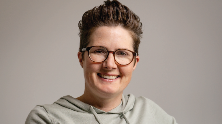 Amy Bateman's headshot